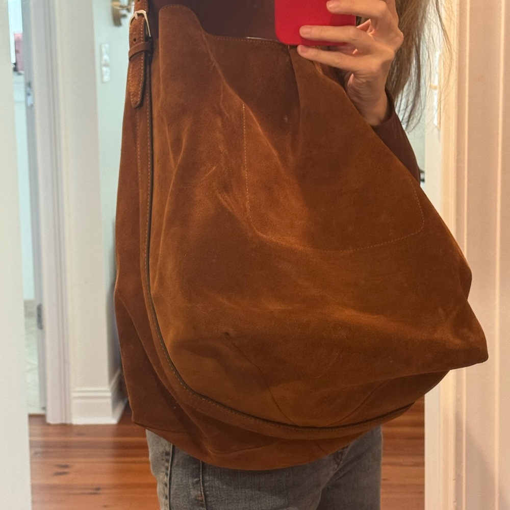 Toteme Belted suede tote tan